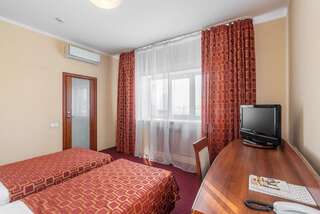 Гостиница Villa Classic Самара Стандартный двухместный номер с 2 отдельными кроватями-5